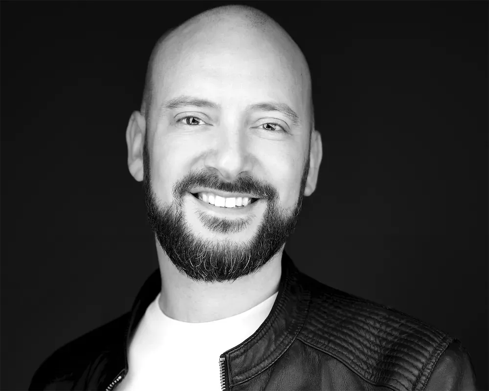 Portrait of Sébastien, founder of One More Pixel.
